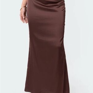 edikted low rise brown maxi satin skirt